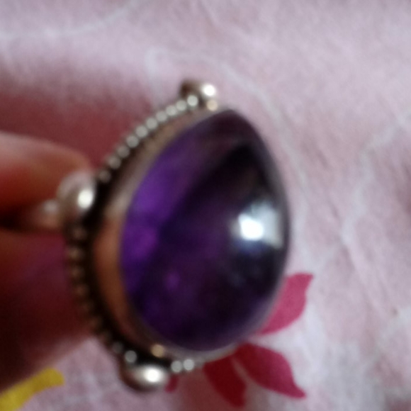 Ring - Picture 2 of 4